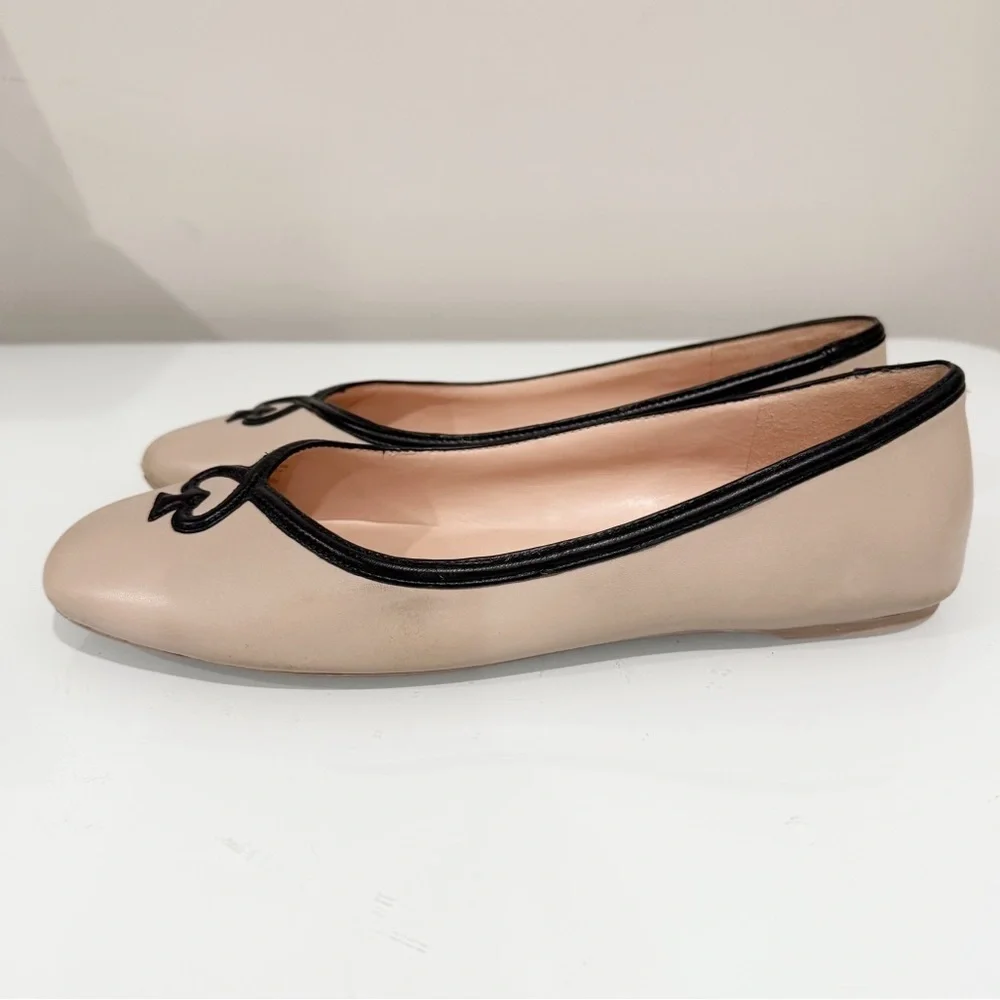 KATE SPADE Kait Flats Classic Preppy Coastal Size 9
